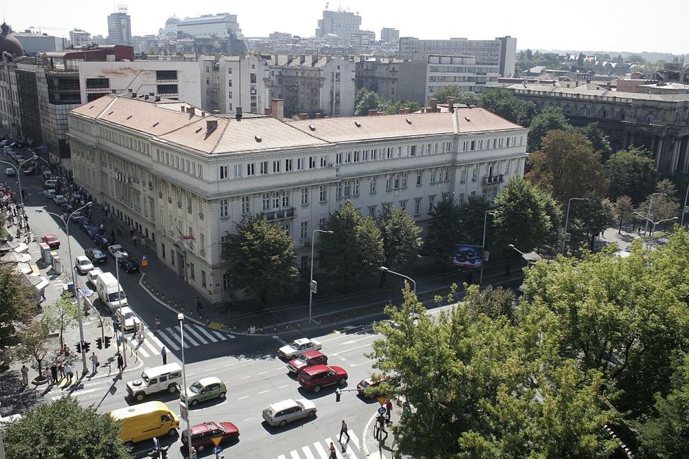 PRETNJA BOMBOM: Privredni sud u Beogradu bio evakuisan na sat vremena