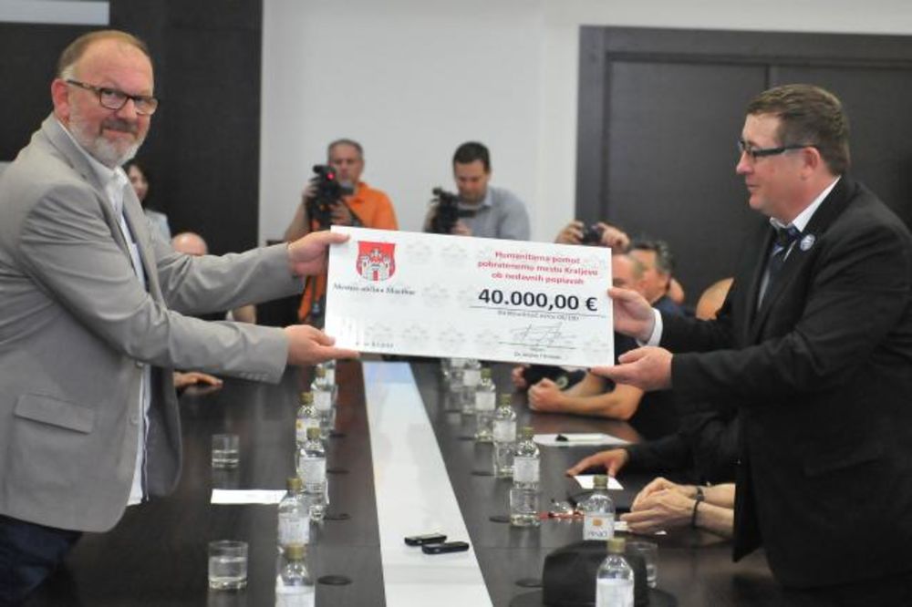 KRALJEVO: Mariborčani uručili pomoć od 47.000 evra