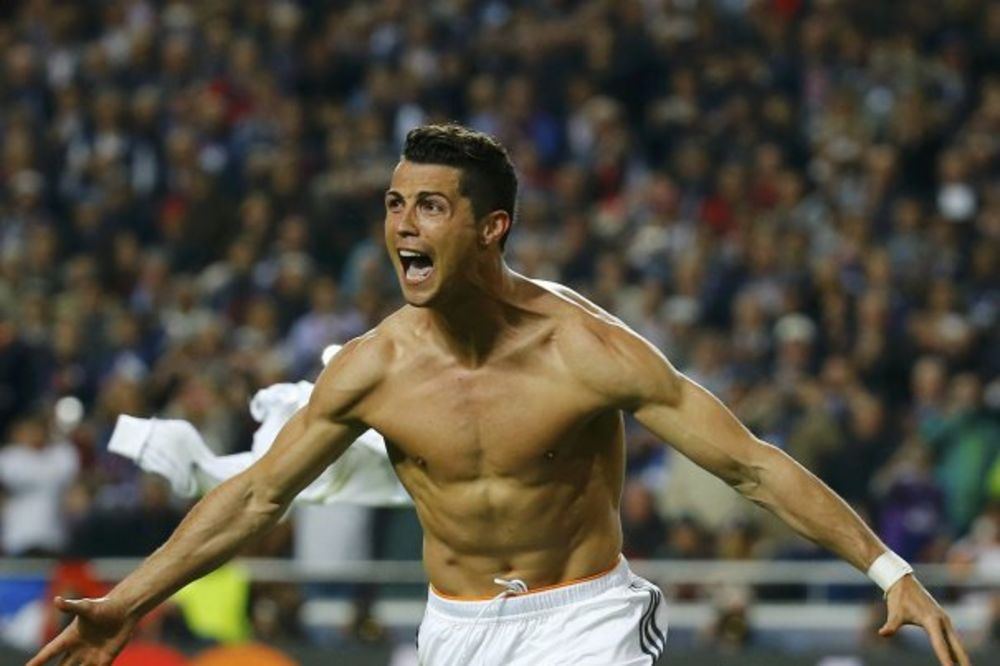 (VIDEO) TRENIRA I KADA JE SUSPENDOVAN: Evo kako Kristijano Ronaldo stiže do savršenog tela