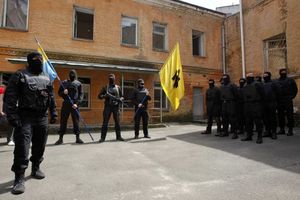 FAŠISTI KRŠE PRIMIRJE: Desni sektor poslao još jedan bataljon na civile na istoku Ukrajine