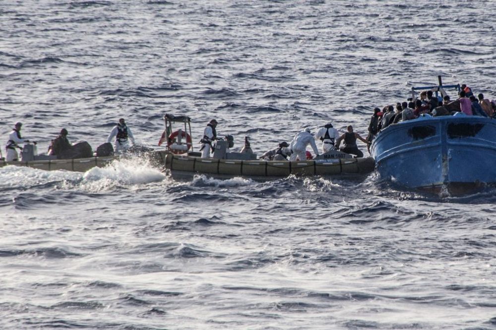 ITALIJA: 30 tela migranata pronađena u ribarskom brodiću