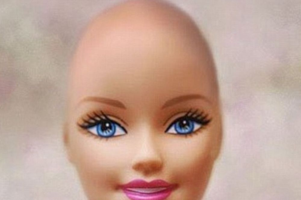 ZA DECU OBOLELU OD RAKA: Nova Barbika bez kose!
