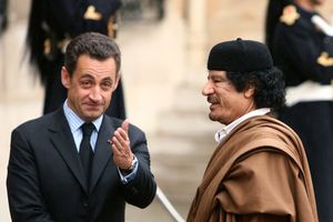 TEŠKA OPTUŽBA: Sarkozi uzeo od Gadafija 50 miliona evra za svoju kampanju?