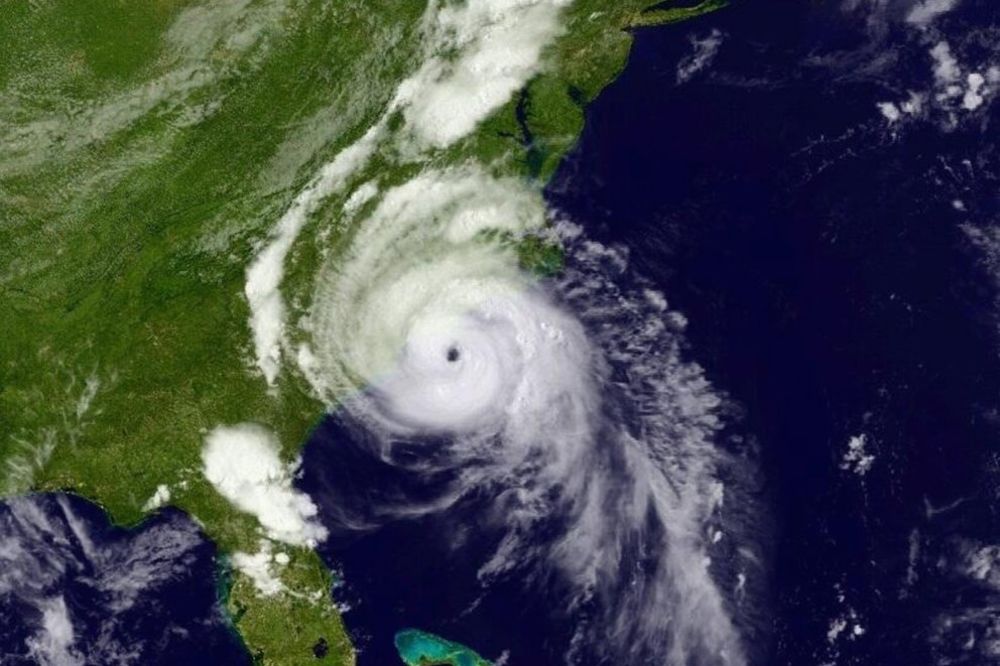 Uragan Artur pogodio američku obalu