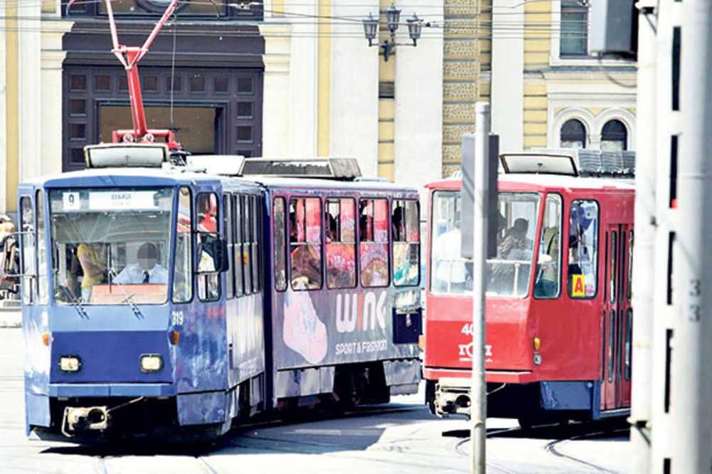 OTKLONJEN KVAR: Tramvaji 3 i 12 ponovo na redovnim trasama
