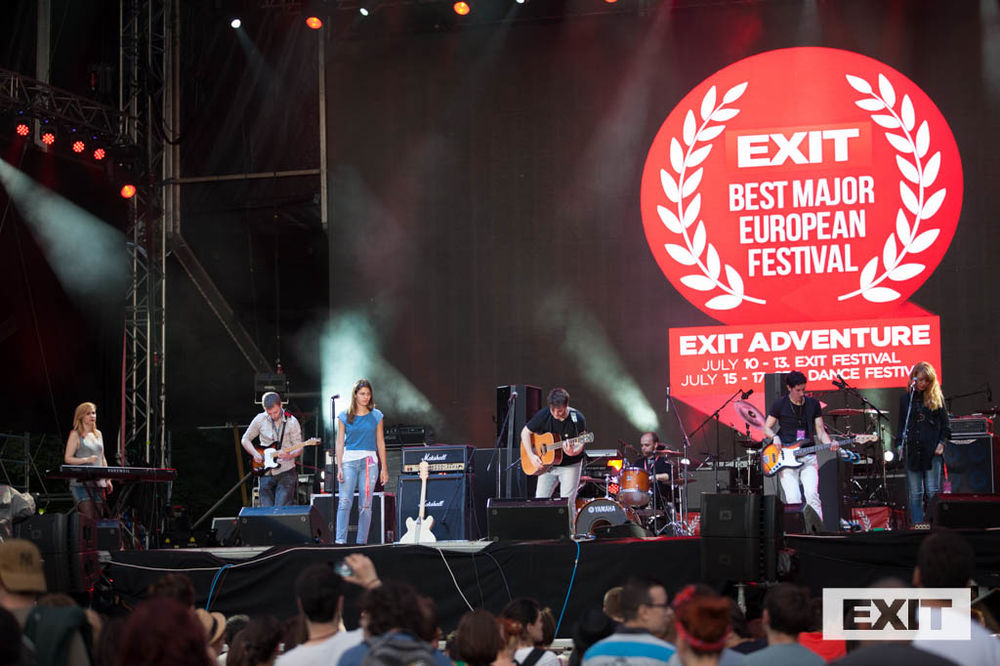 Superfinalistinja X Faktora na Exit festivalu