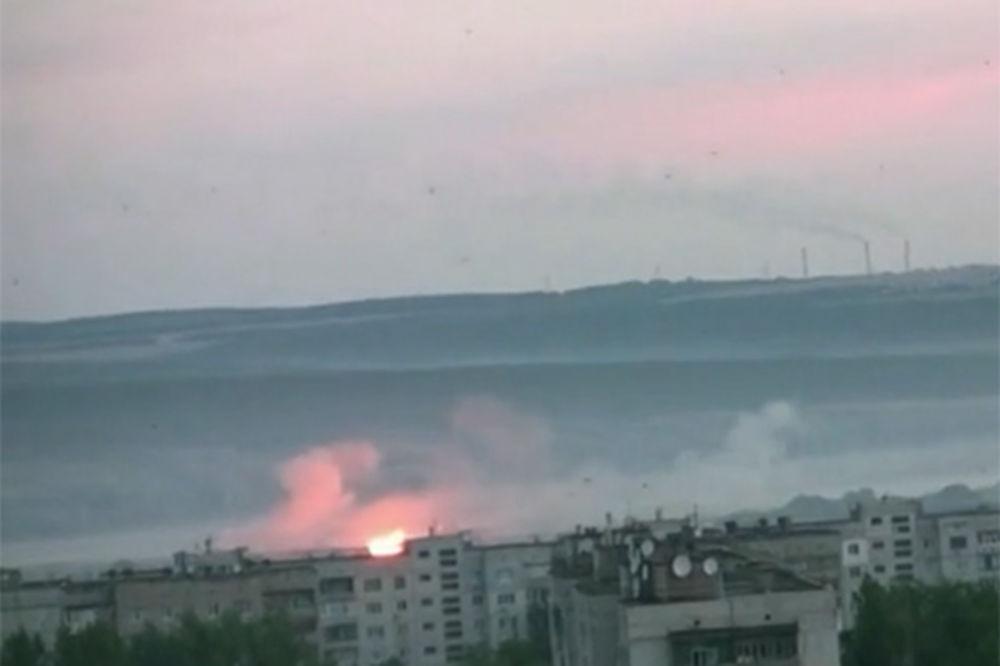 (VIDEO) KONTRAOFANZIVA: Proruske snage Donjecka prešle u napad!