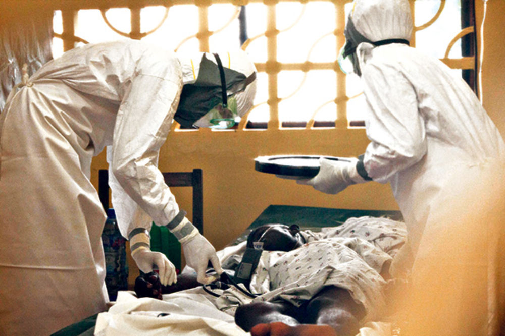 EBOLA PRETI: Virus ubio 672 osobe, zaražen i lekar iz SAD