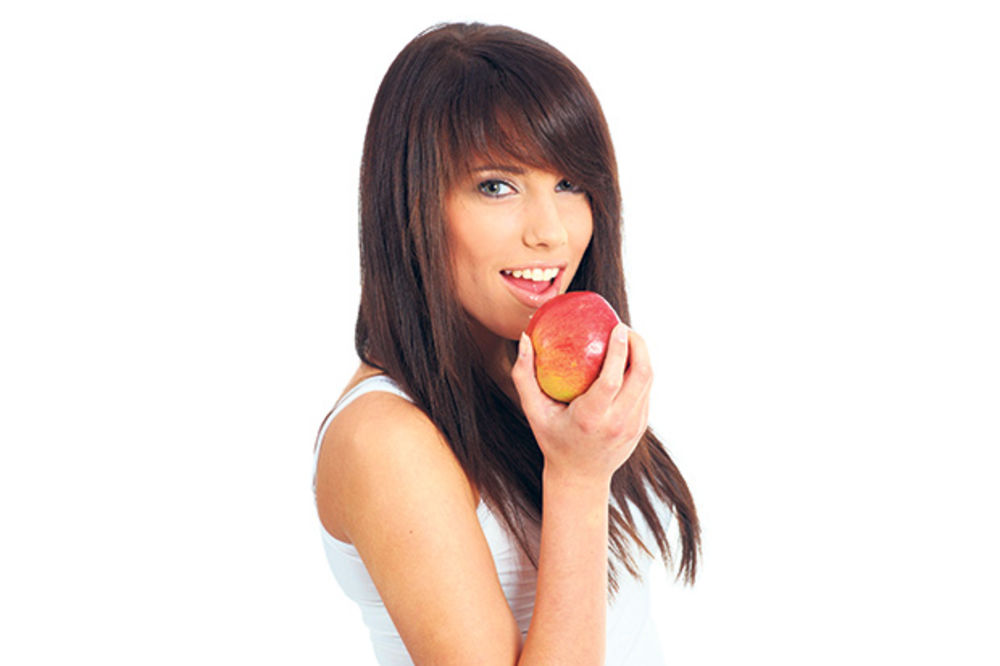 DOKAZANO: Jabuke kod žena povećavaju seksualno zadovoljstvo!