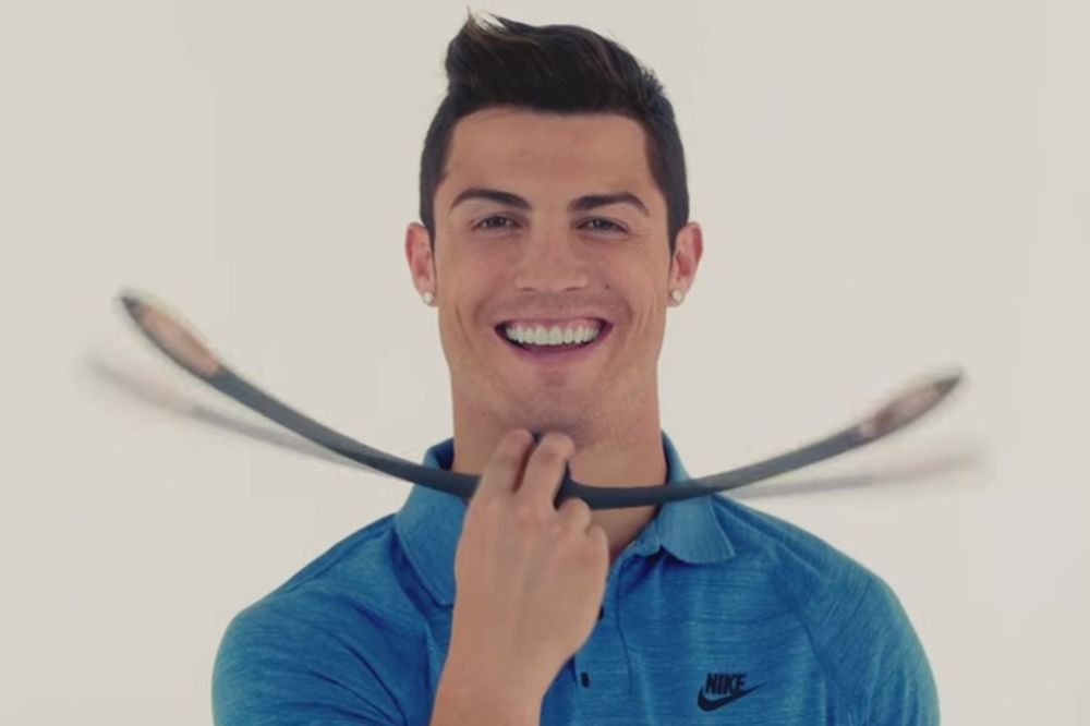 BIZARNO: Ronaldo snimio jednu od najčudnijih reklama ikada