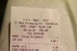 PA TI POSLE SLAVI: 4 evra za slomljenu čašu u hotelu na Žabljaku!