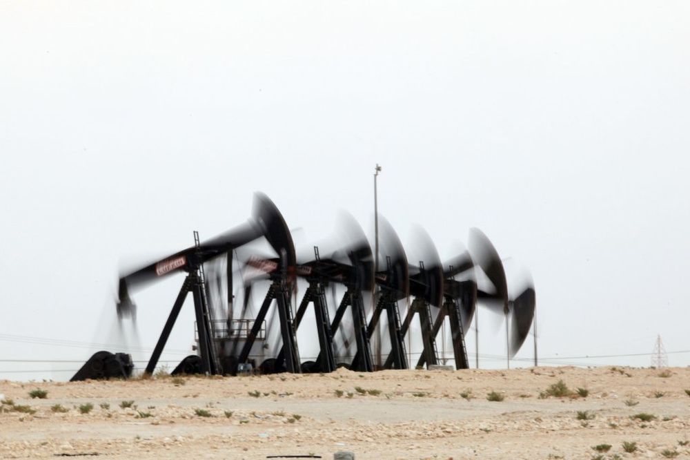 POSKUPELO CRNO ZLATO: Vazdušni napadi SAD na Irak digli cenu nafte