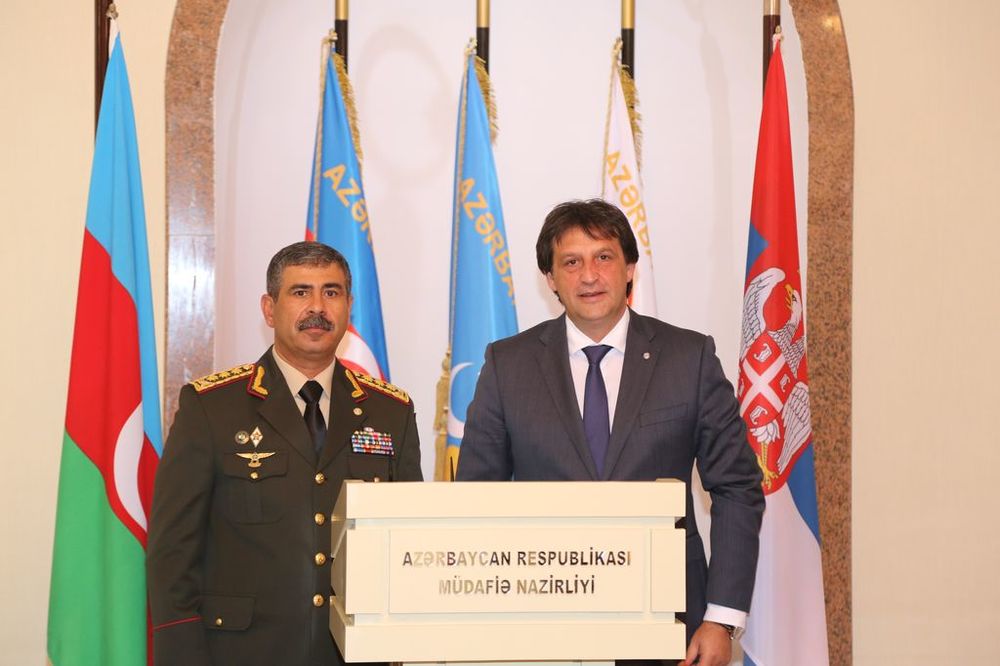MINISTAR GAŠIĆ U AZERBEJDŽANU: Velika šansa za bolju vojnu saradnju!