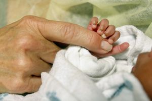 KATANAC NA GAK U BIJELOM POLJU: Preminula beba u Kliničkom centru Crne Gore!