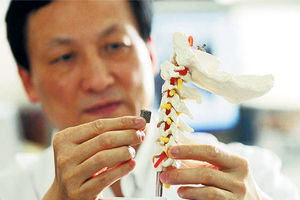 Kineski lekari dečaku ugradili prvi pršljen iz 3D printera