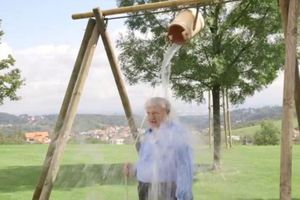 I TODORIĆ SE POKVASIO: Pogledajte kako se najbogatiji hrvatski tajkun polio vodom iz čabrice za sir!