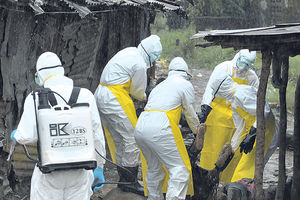 UN UPOZORAVA: Virus ebole može da mutira i prenese se vazduhom poput kuge!