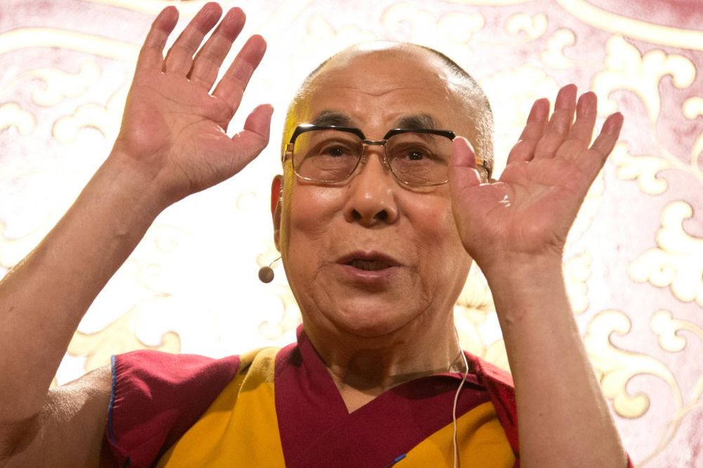 VOLEO BIH DA SE SRETNEM S NOVIM PREDSEDNIKOM SAD: Dalaj-lama želi sastanak sa Donaldom Trampom