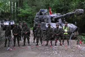 POJAČAVAJU BEZBEDNOST: Austrija i Švajcarska spremaju zajedničku vojnu obuku!