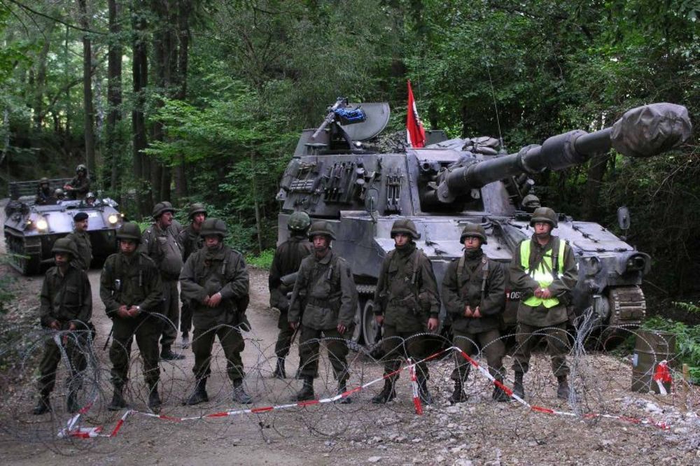 SPECIJALCI NA AUSTRIJSKOJ GRANICI: Posebno obučena vojna jedinica od danas na međi sa Slovenijom!
