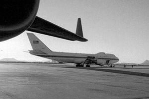 (VIDEO) AVION ZA APOKALIPSU: Ovaj avion spasiće Obamu i od nuklearnog udara!
