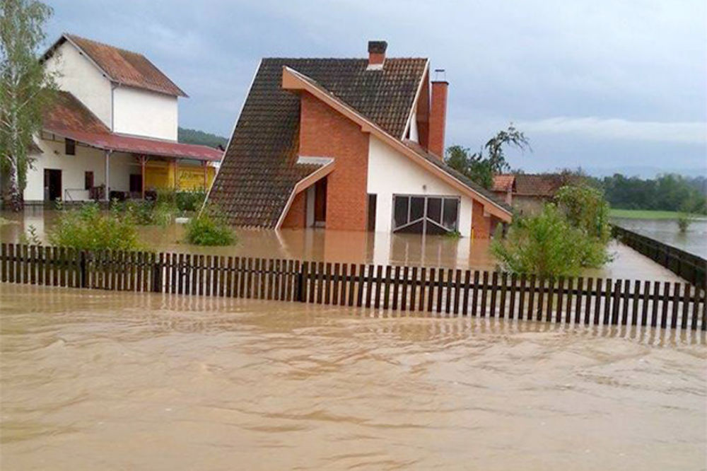 POKLON: Od Italije Srbiji 800.000 evra za obnovu posle poplava