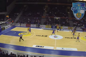 OVO MOGU SAMO MAJSTORI: Pogledajte nemoguću trojku košarkaša Ventspilsa u poslednjoj sekundi