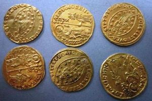 HORGOŠ: Sprečen šverc kovanog novca, zlatnika i poštanskih markica!