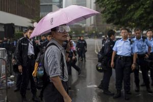 NEREDI U HONGKONGU: Potukli se demonstranti i pristalice vlasti