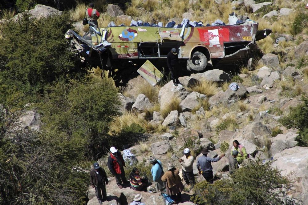 KRVAVI IZBORI U PERUU: Najmanje 30 mrtvih u saobraćajkama na dan izbora!