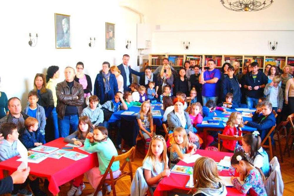 BESPLATNO: Otvorena škola srpskog jezika u Beču!