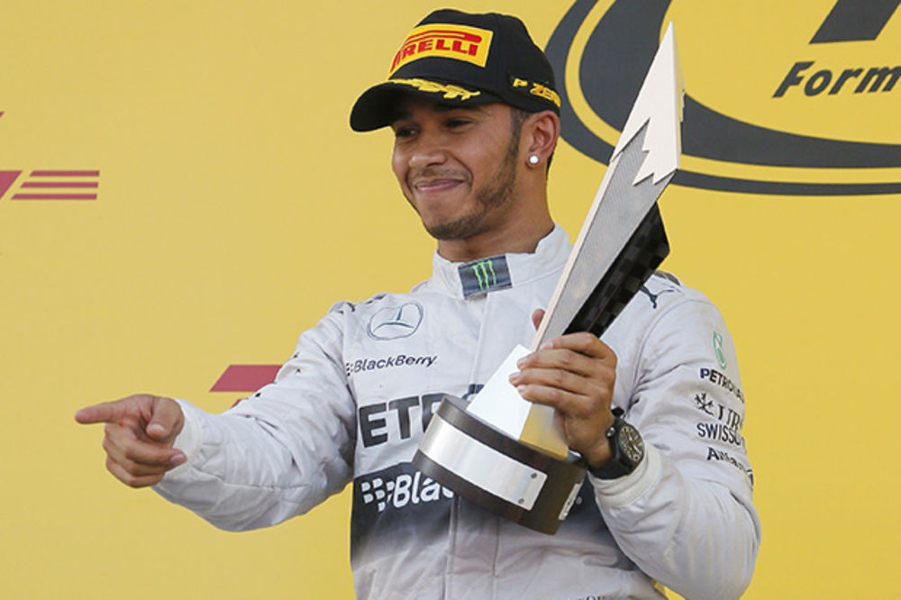 VELIKA NAGRADA SAD: Hamilton izborio 10. pobedu u  sezoni