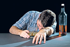 KAD SE CUGNE ČAŠICA VIŠKA: 10 stvari koje alkohol čini vašem organizmu