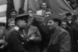 OSLOBOĐENJE 1944: DOSAD NEVIĐEN SNIMAK Crvena armija i NOVJ trijumfalno ulaze u Beograd!