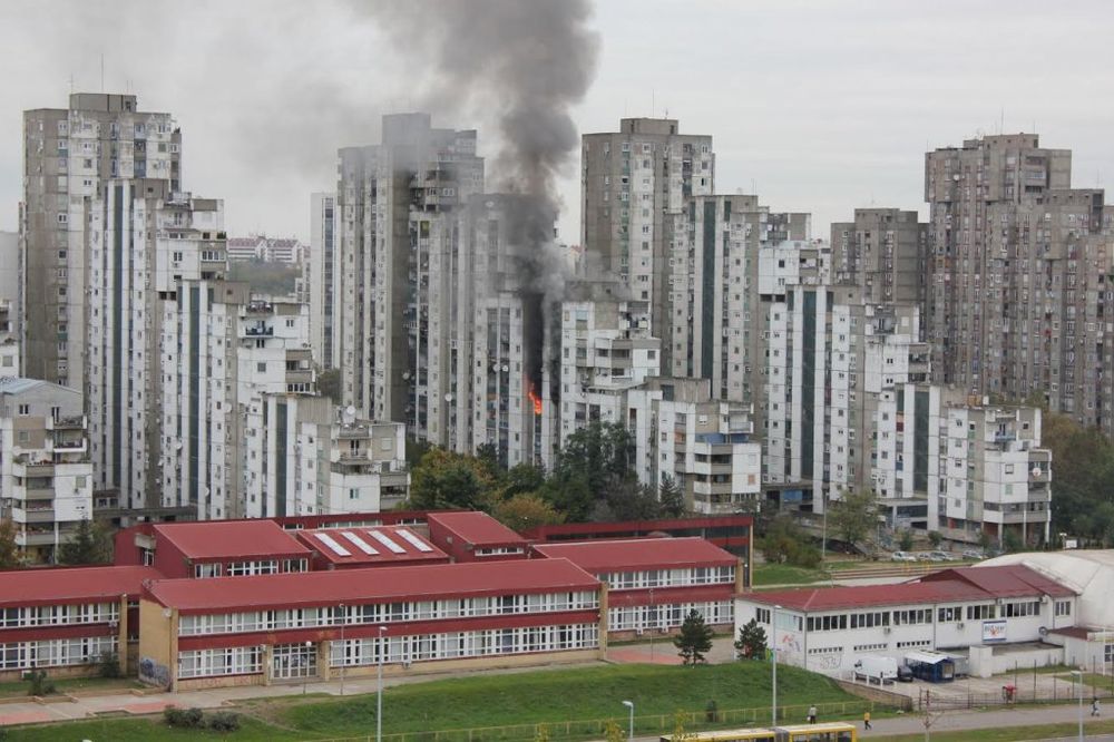 IZGORELA TRI STANA NA NOVOM BEOGRADU: Policija uhapsila odbeglog piromana!