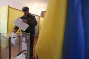 IZBORI U UKRAJINI: Porošenko na istoku, glasanje bez Donjecka i Luganska!