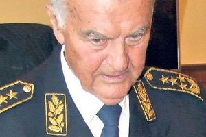 Preminuo general Veljko Kadijević