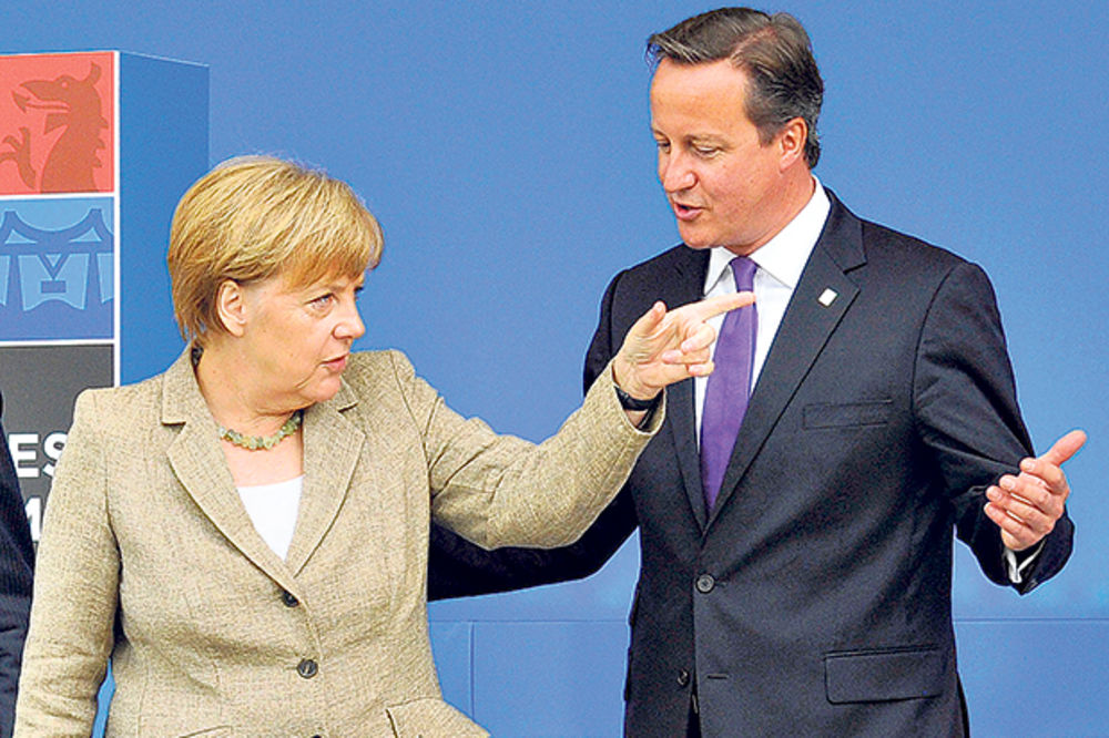 Angela Merkel: Britanija može da ide iz EU!