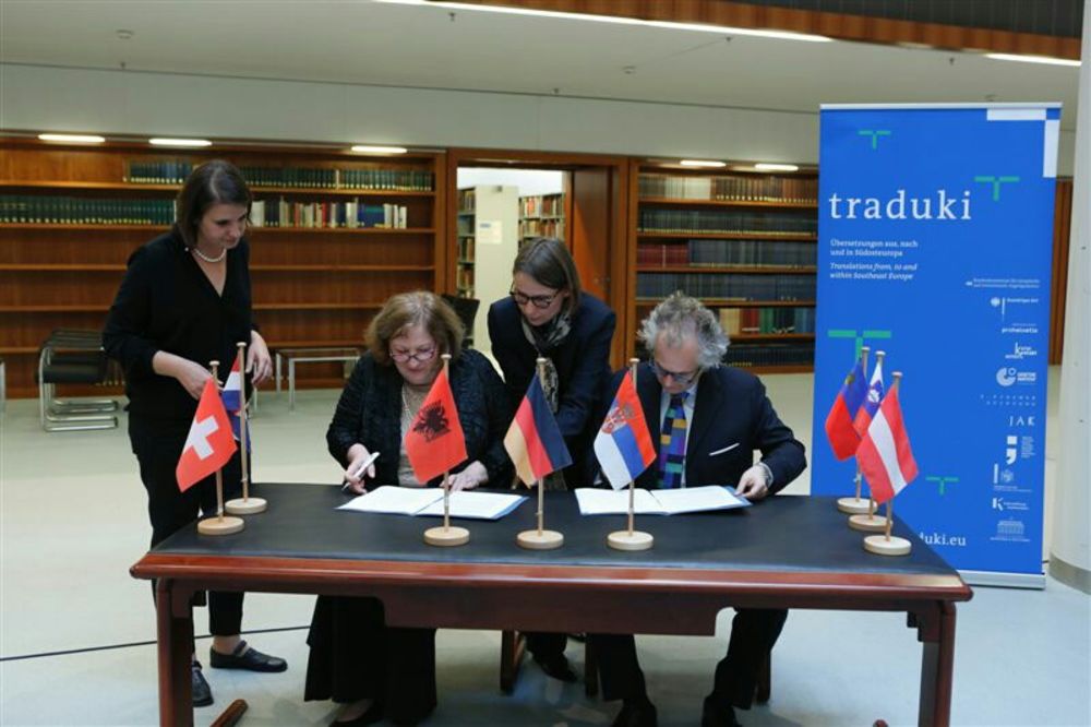 Tasovac potpisao Traduki projekat: Piscima i prevodiocima 620.000 evra!