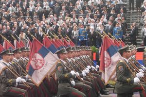 VOJNA PARADA U BEOGRADU ZA 20. OKTOBAR: Defilovaće vojska, lazar 3, nora, a među gostima i Medvedev?