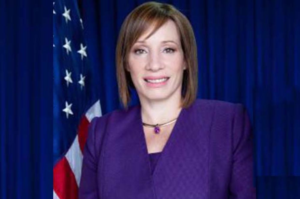 OPSOVALA NA ALBANSKOM: Ambasadorka SAD u Prištini kosovskim funkcionerima rekla šta stvarno misli