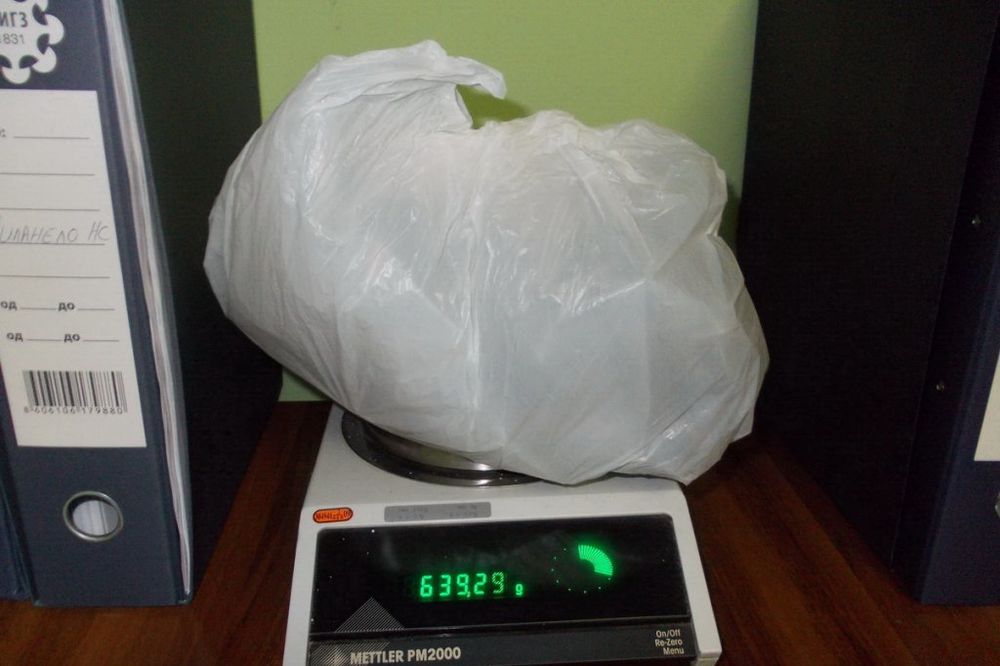 AKCIJA NOVOSADSKE POLICIJE: Upali u iznajmljeni stan i zaplenili 760 grama narkotika!