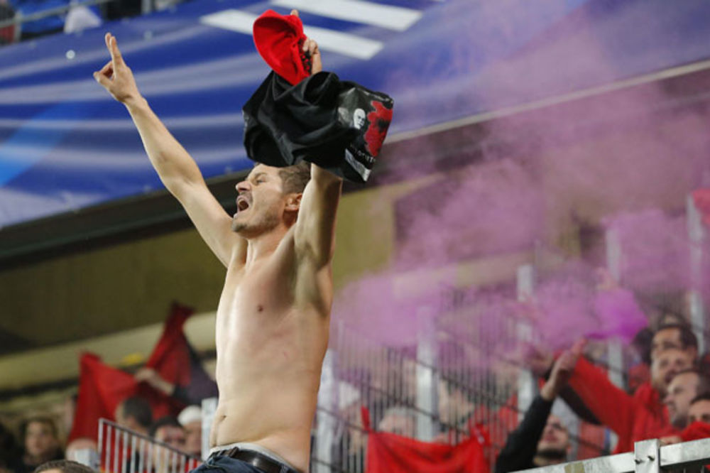 NOVA PROVOKACIJA: Zastava "velike Albanije" na stadionu u Francuskoj