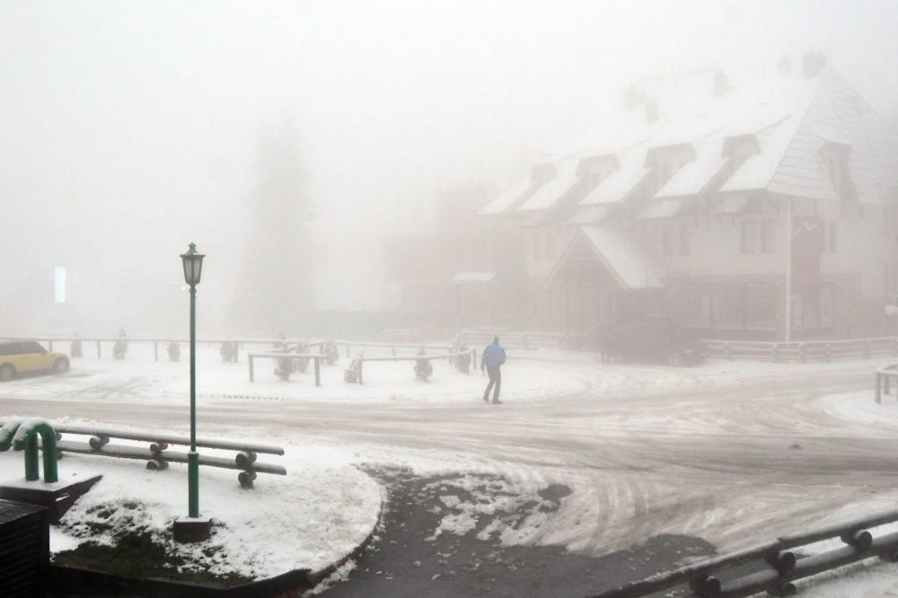 LEPA VEST ZA SKIJAŠE: Na Zlatiboru pao prvi sneg, na Kopaoniku već 8 centimetara