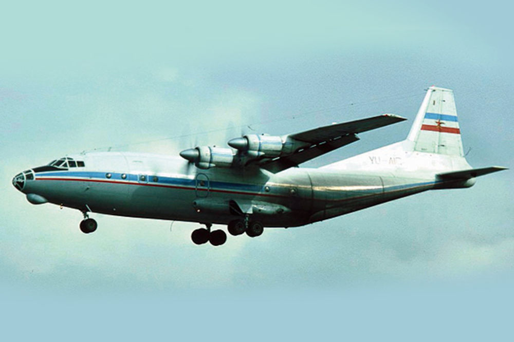 VELIKE MUĆKE: Srpski avion nestao u pustinji