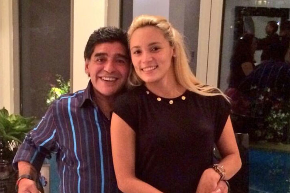 (VIDEO) NEZASITA: Maradona pije 4 vijagre dnevno da bi zadovoljio ljubavnicu