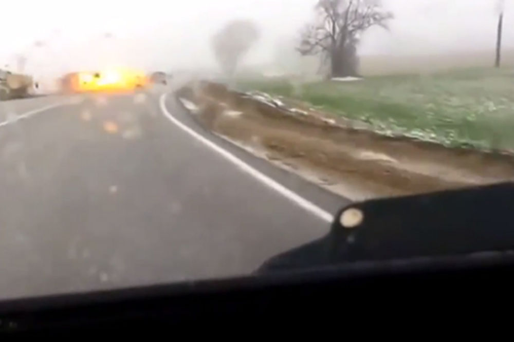 (VIDEO) OSTALI SAMO DUGMIĆI: Tokom policijske potere u Rusiji automobil raznesen u komadiće
