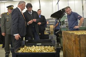 Gašić: Država razmatra ulaganje 70 miliona evra u fabrike odbrambene industrije