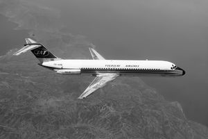 PRESRETANJE DC-9: Pratili avion JAT pa dobili prijave!