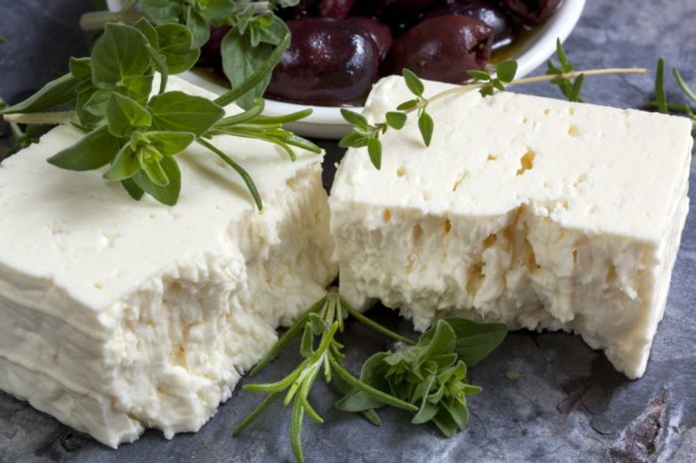 Volite sir? Evo 6 dobrih razloga da ga jedete češće